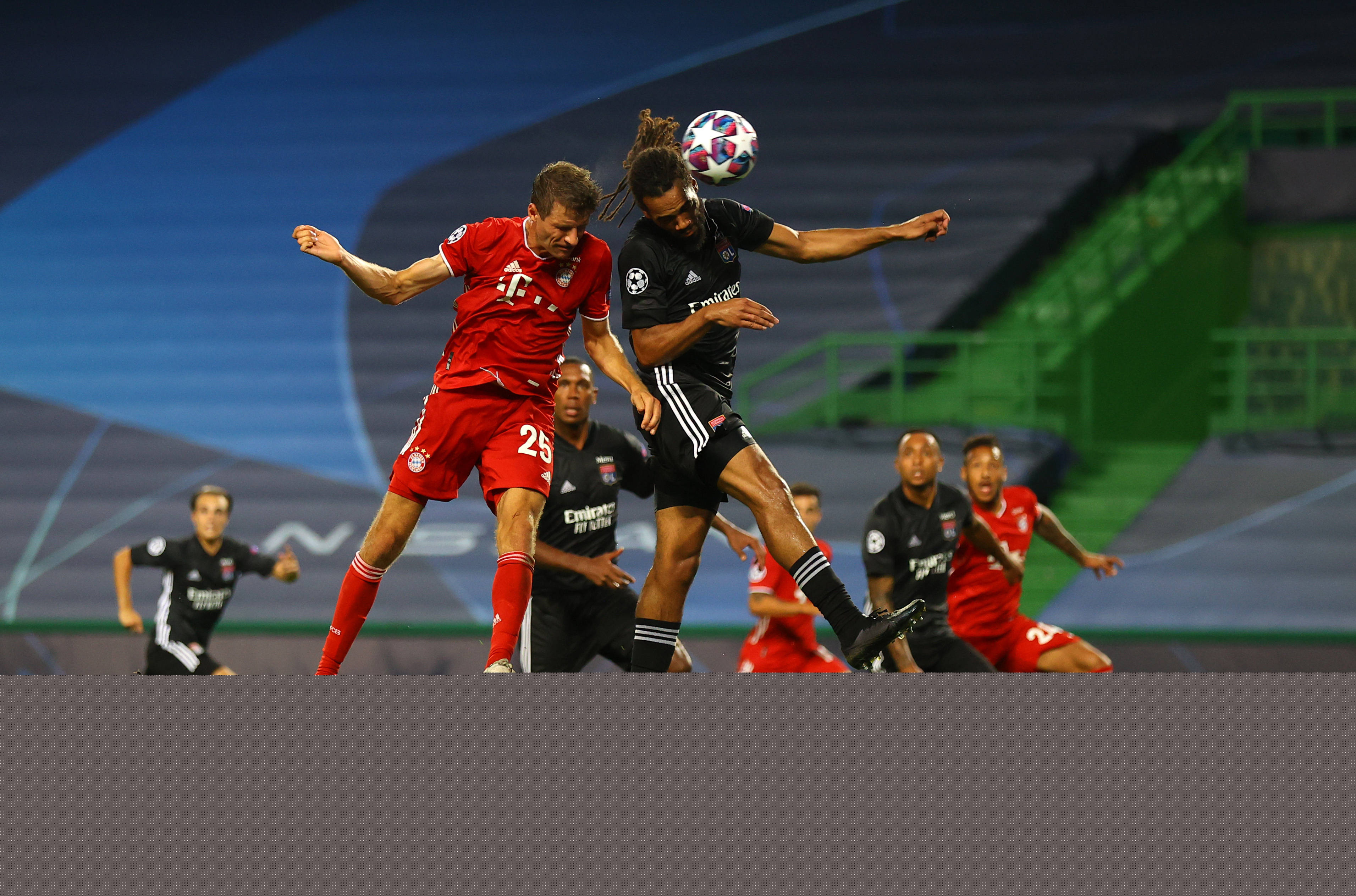 将伊森推入 将伊森推入